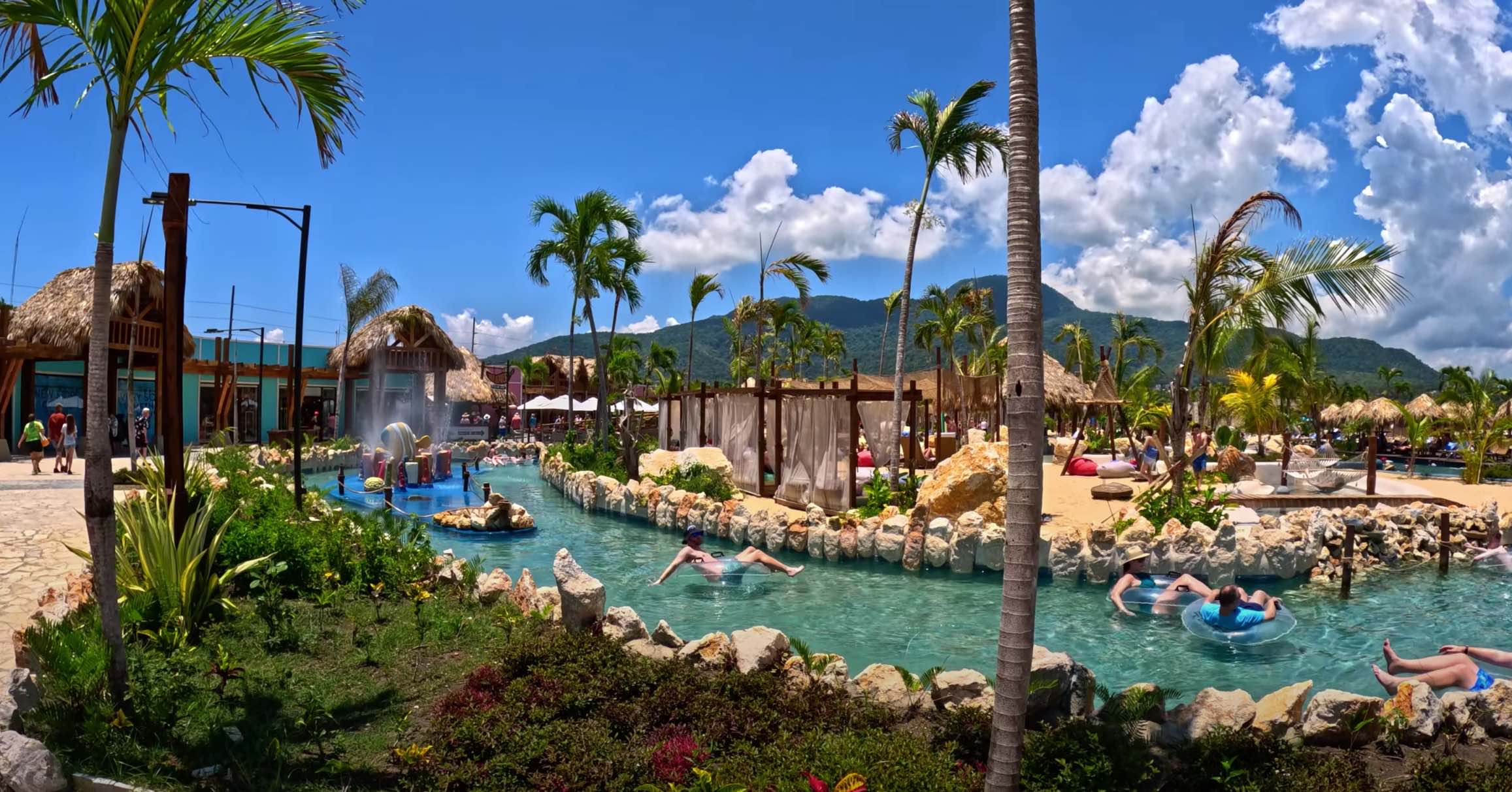Puerto Taíno Bay