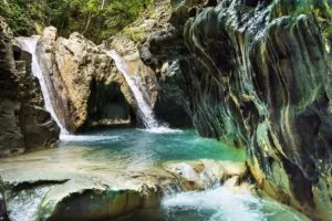 Cascadas piscina